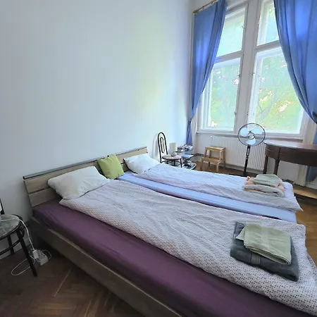 Location In Budapest! شقة